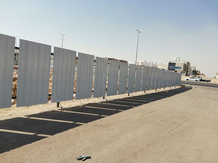 استخدام ألواح الشينكو في تسوير الأراضي الدمام