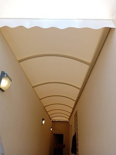 تصميم وتنفيذ مظلات حديثة لجميع الاستخدامات في الخبر